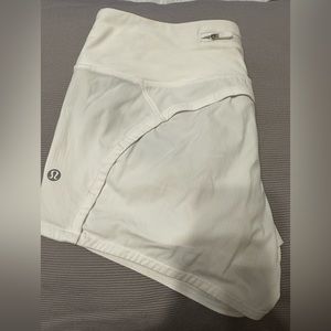 Lululemon Speed Up Short Low Rise 🤍 size 6